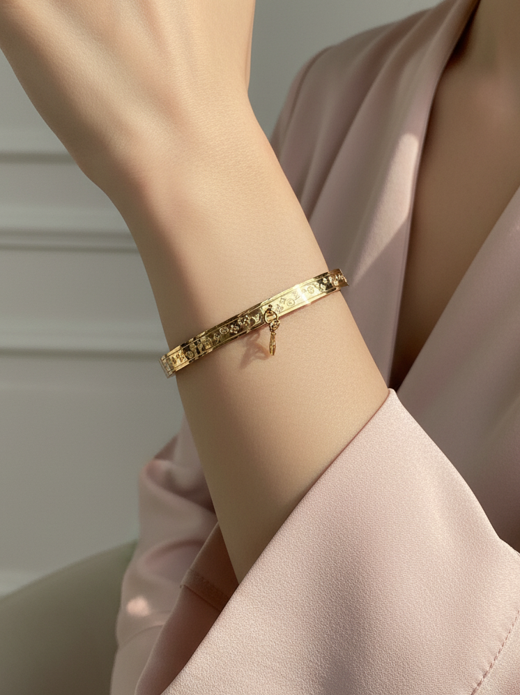 Rose Gold Plated Engraved Charm Fashion Bracelet for Women & Girls